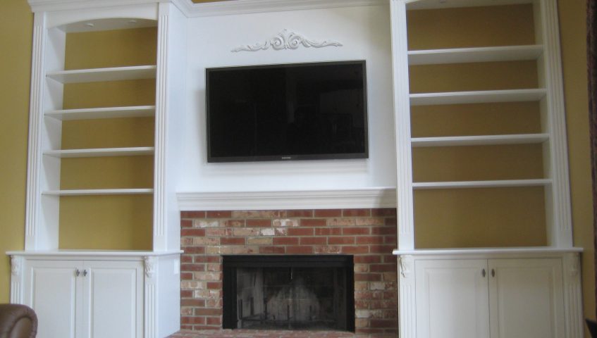 wall units w center tv panel